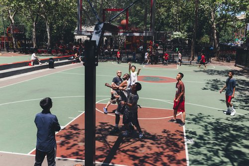 New york basketball court street players harlem – New York