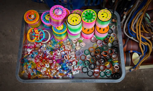 Vietnam toys colourful market tray – Vietnam