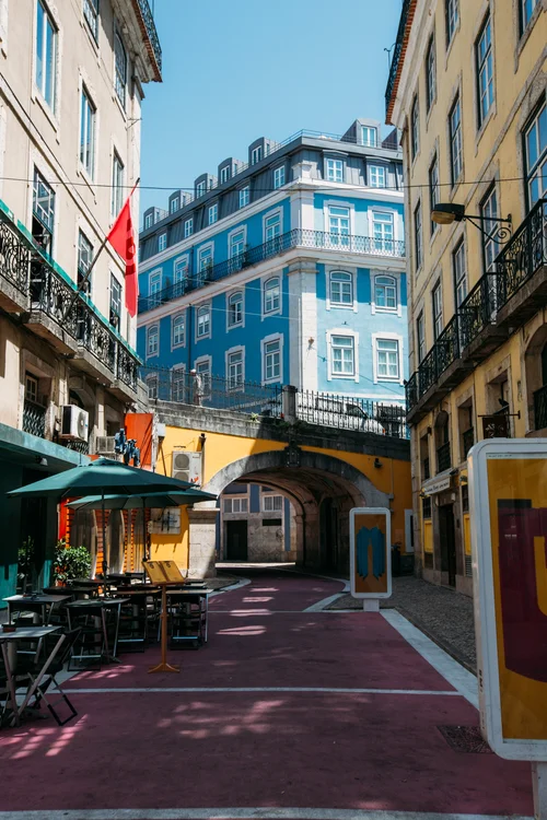 Portugal lisbon colourful square cafe buildings sunny – Portugal