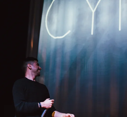 Singer man stage cynical show concert live – Cynical headliner show