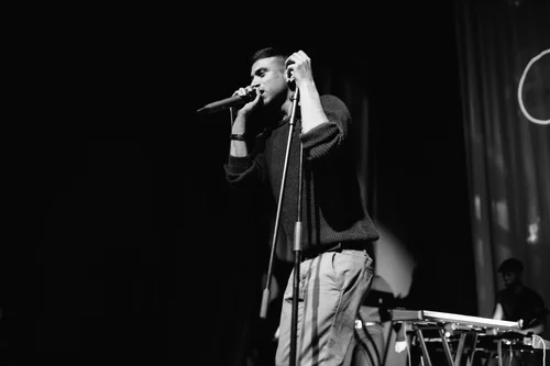 Singer man stage black and white concert – Cynical headliner show
