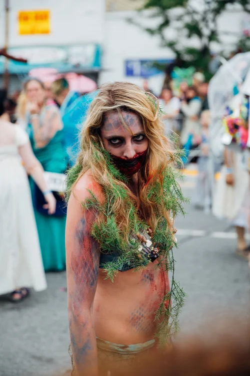 New york halloween zombie parade costume woman – New York