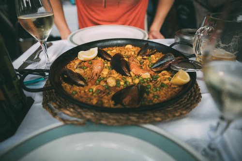 Barcelona paella food seafood restaurant – Barcelona