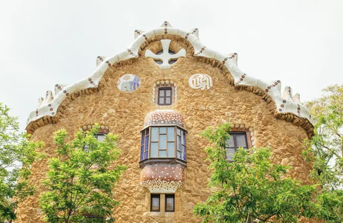 Barcelona park guell gaudi gingerbread house – Barcelona