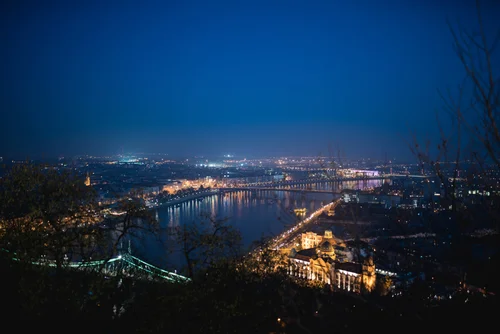 Budapest night city view danube bridge lights – Budapest