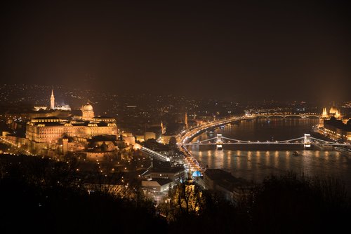 Budapest night chain bridge castle lights danube – Budapest