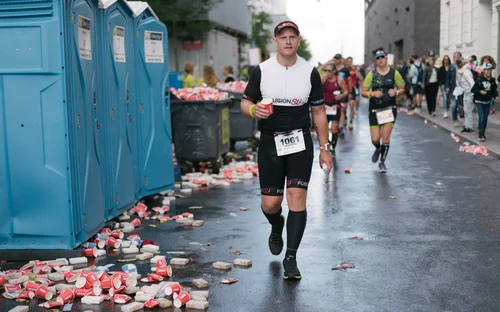 Copenhagen marathon runner race street athletics water – Copenhagen