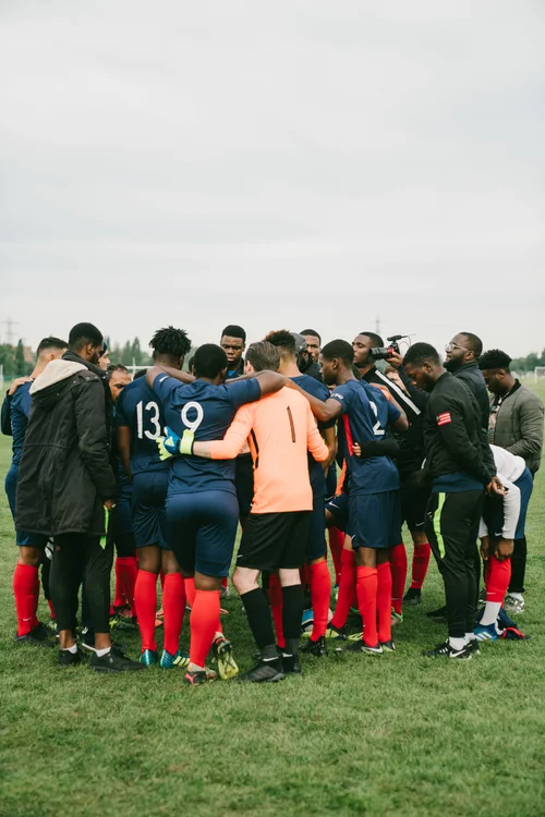 Jack walpole cup final team huddle football – Day 2 -  Jack Walpole cup final