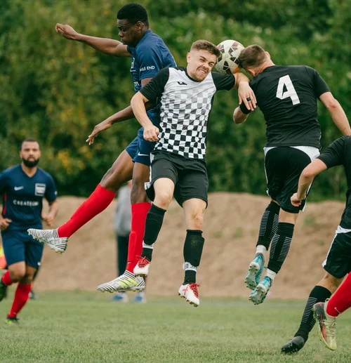 Jack walpole cup final header duel jump – Sports & Event Photography